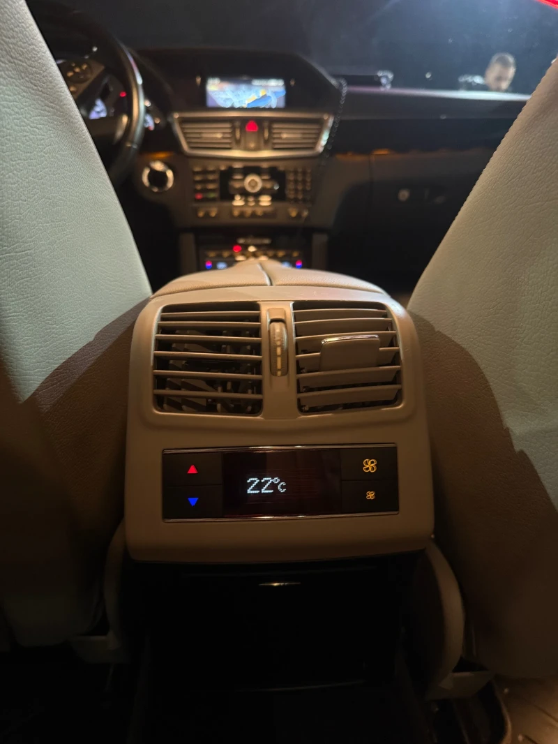 Mercedes-Benz E 500 388 4 MATIC ЛИЗИНГ, снимка 13 - Автомобили и джипове - 53180500