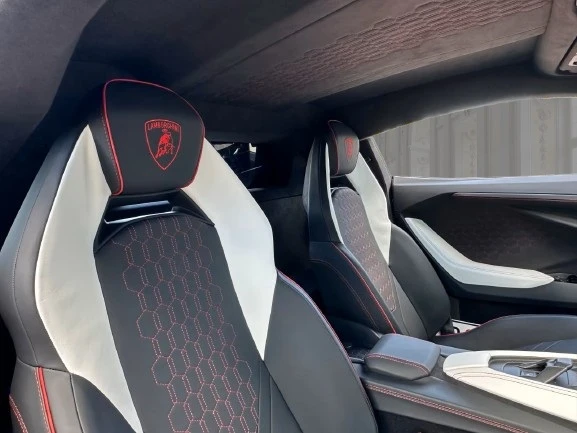 Lamborghini Revuelto  6.5 V12 HPEV 4WD - изображение 9