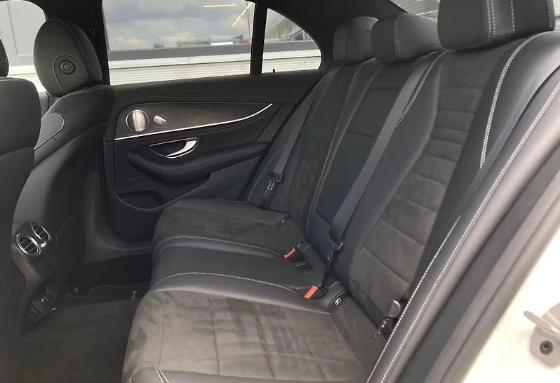 Mercedes-Benz E 300 de 4MATIC AMG-Line, снимка 7 - Автомобили и джипове - 54342047