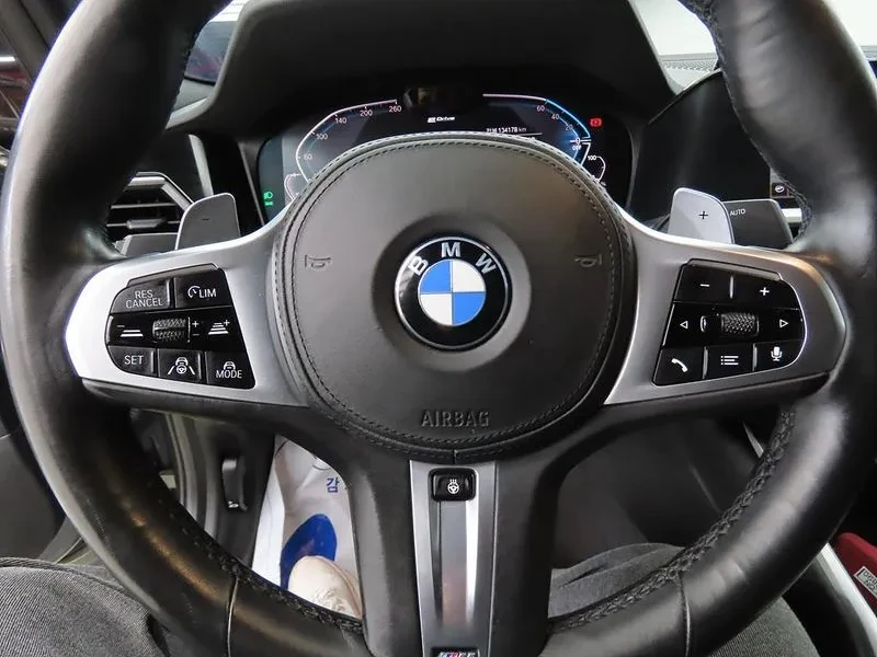 BMW 320 330E M SPORTS, снимка 7 - Автомобили и джипове - 54863425