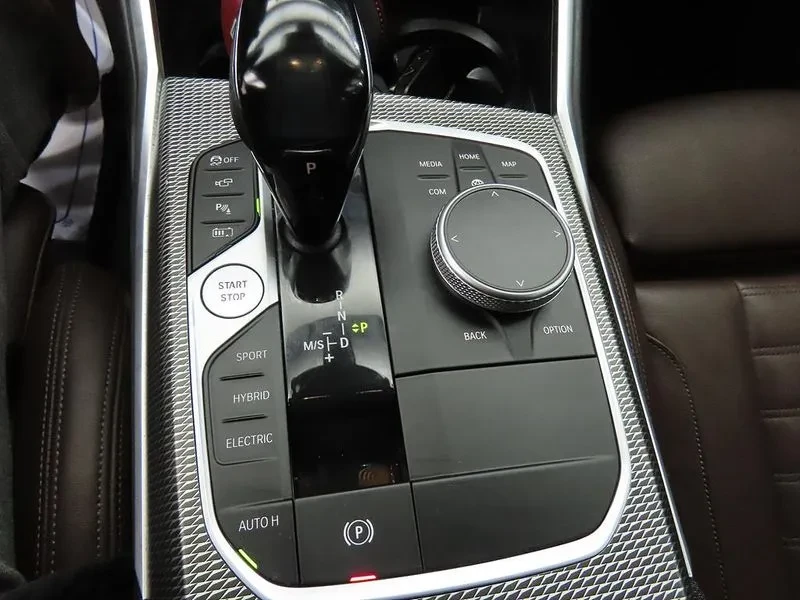 BMW 320 330E M SPORTS, снимка 12 - Автомобили и джипове - 54863425
