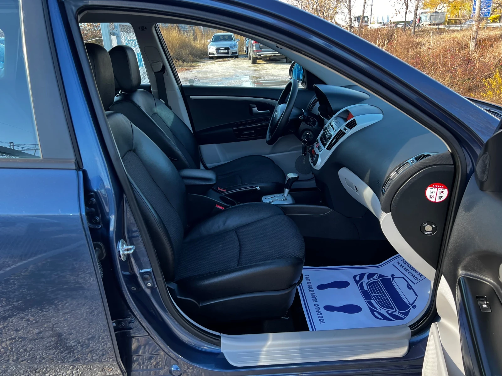 Kia Ceed 1.6 CRDI AUTOMATIK SWISS - изображение 10