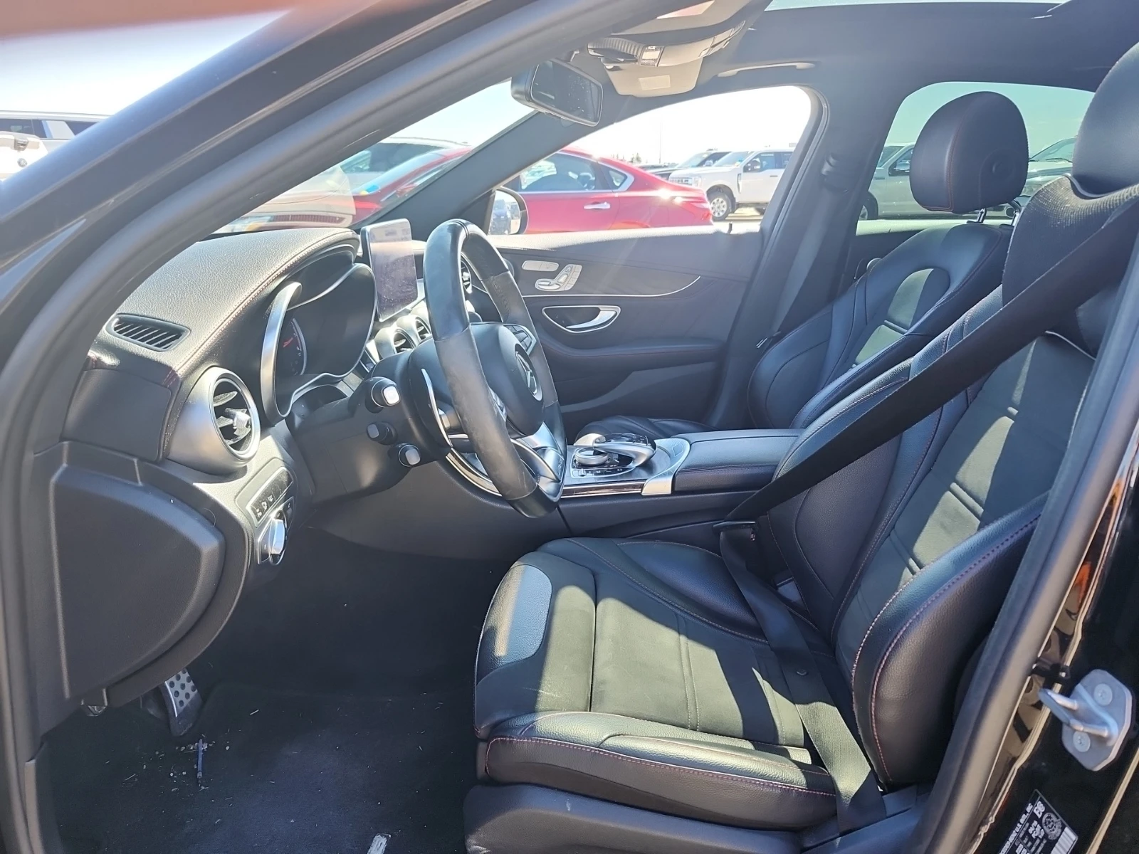 Mercedes-Benz C 450 AMG * 4MATIC * CARFAX * ОПЦИЯ ЗА ФИНАНСИРАНЕ  - изображение 6