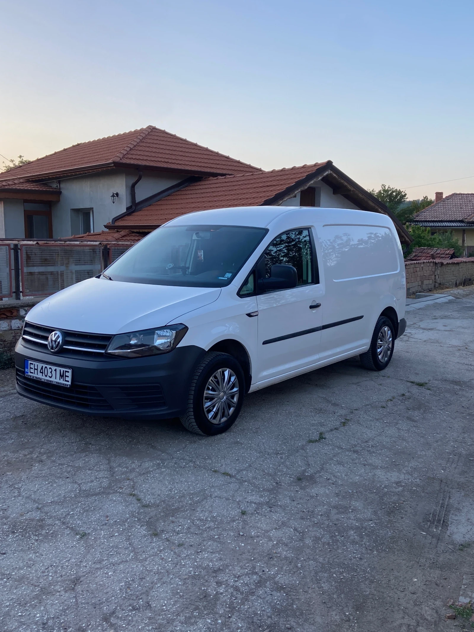 VW Caddy Maxi | Mobile.bg — изображение 1