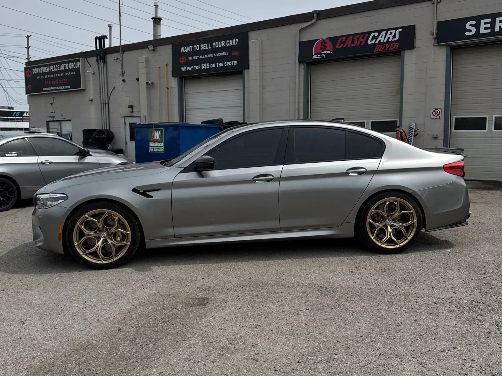 BMW M5 * Bowers and Wilkins * МАСАЖ * CARFAX * АВТОКРЕДИТ - изображение 4