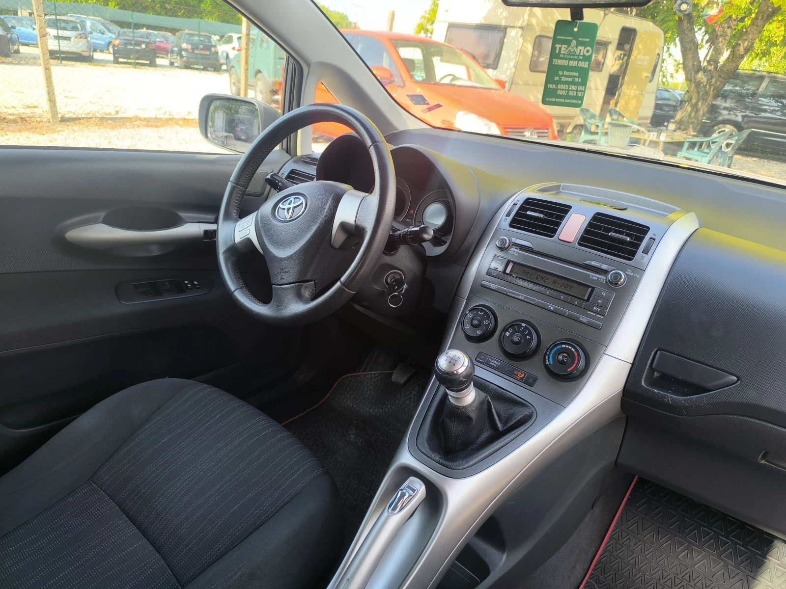 Toyota Auris  - изображение 6