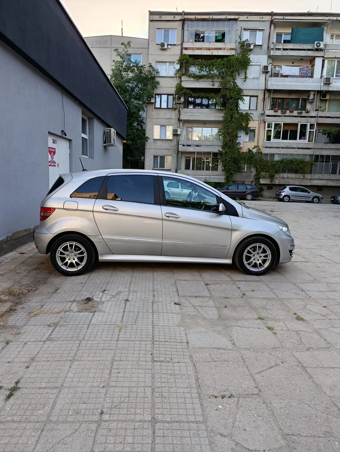 Mercedes-Benz B 200  - изображение 4