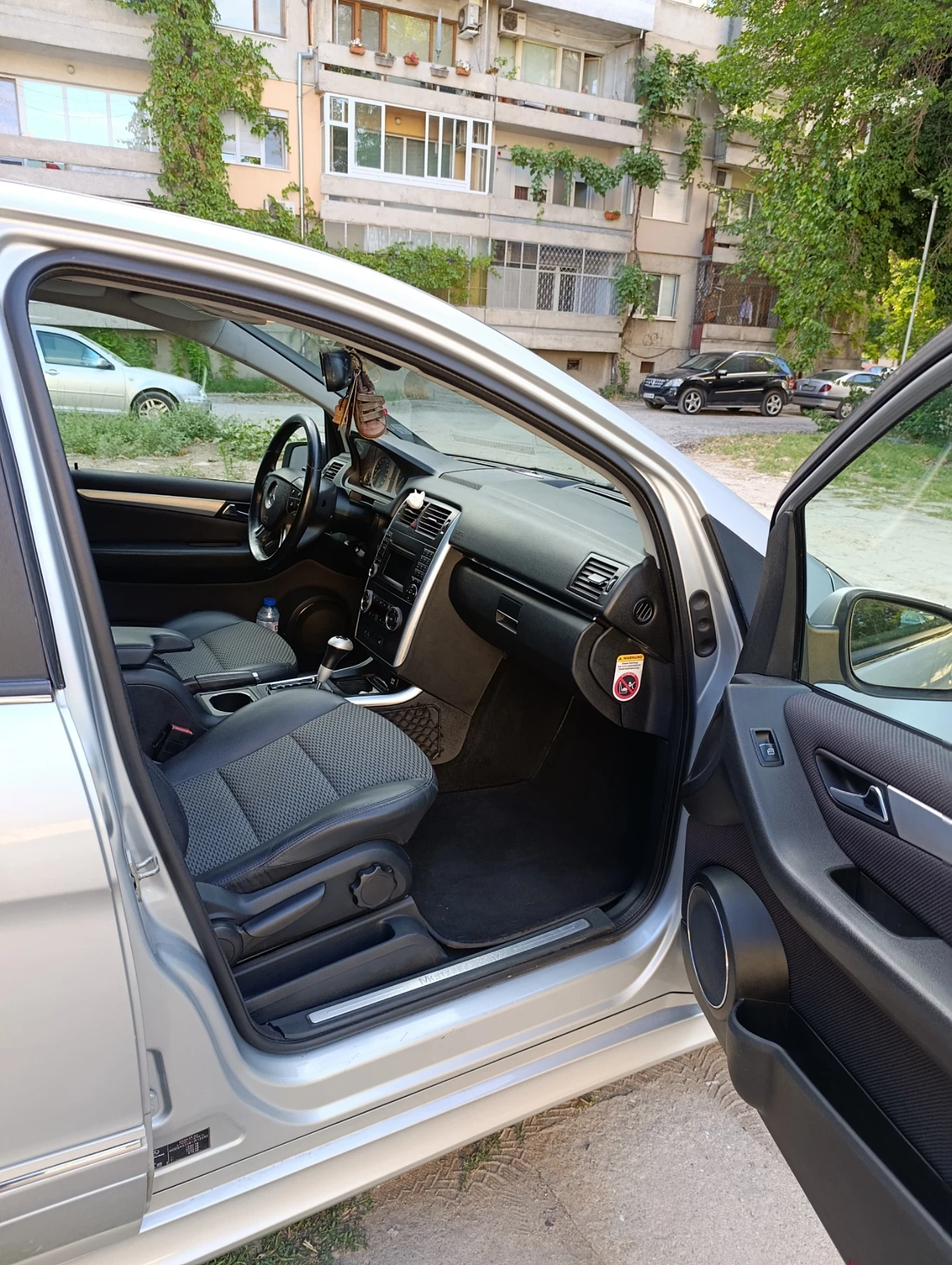 Mercedes-Benz B 200  - изображение 10