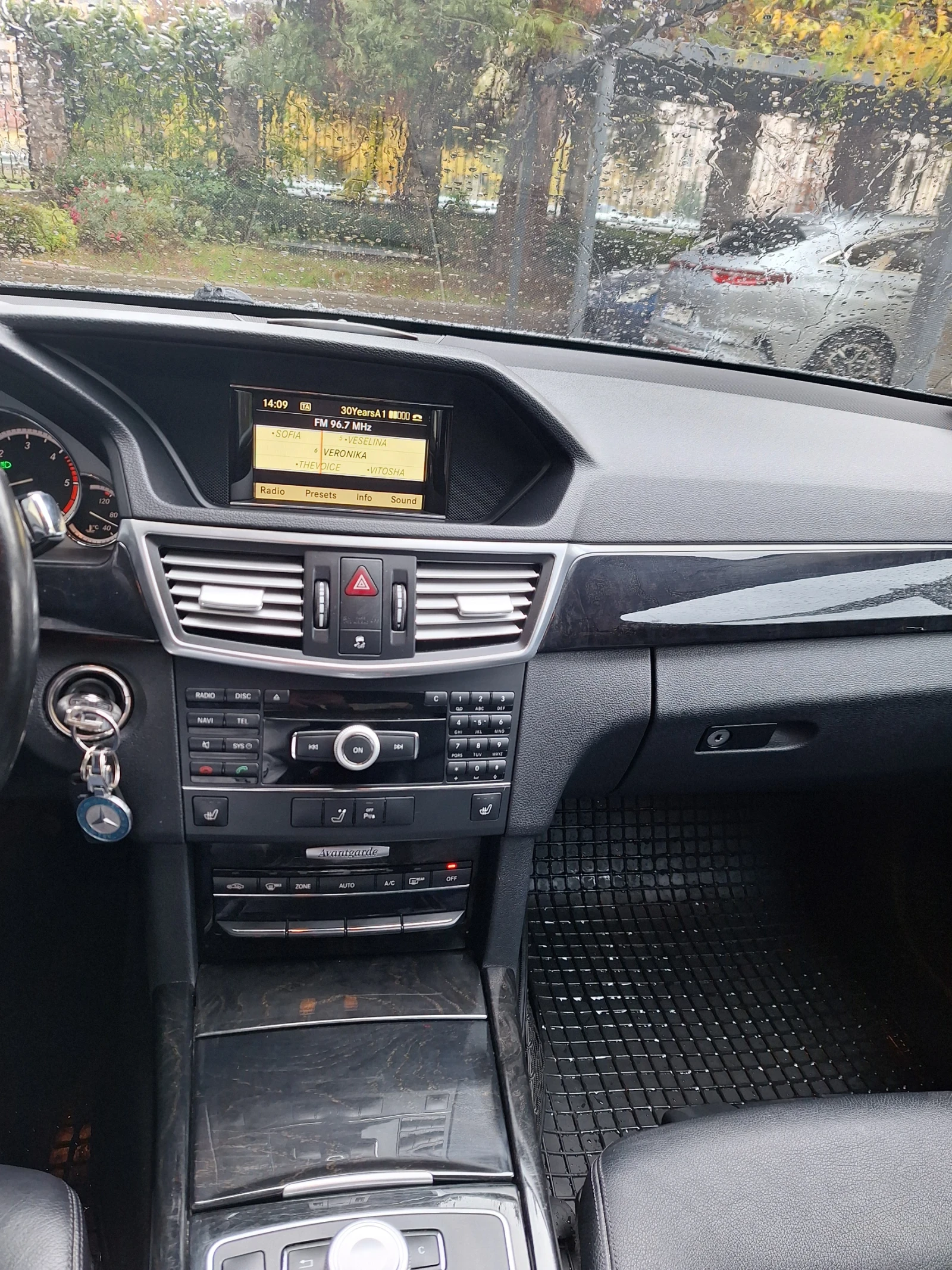 Mercedes-Benz E 350 ����� | Mobile.bg � ����������� 14