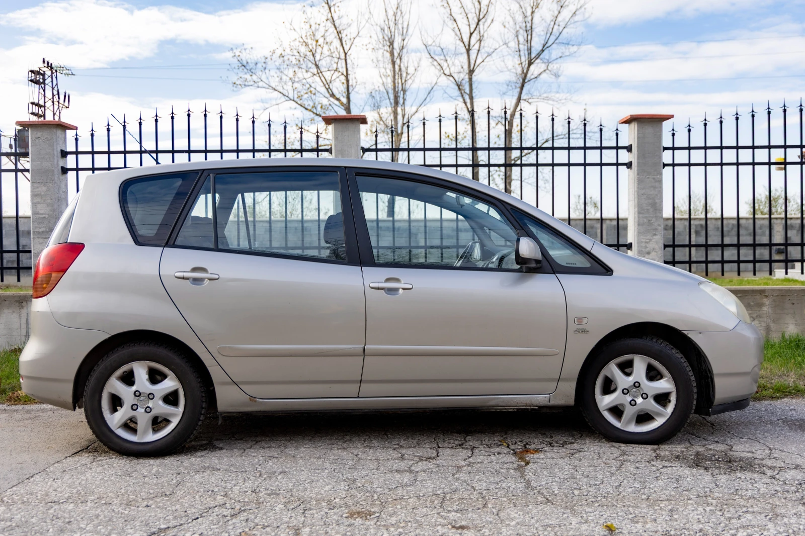 Toyota Corolla verso 2.0 D4D | Mobile.bg   7