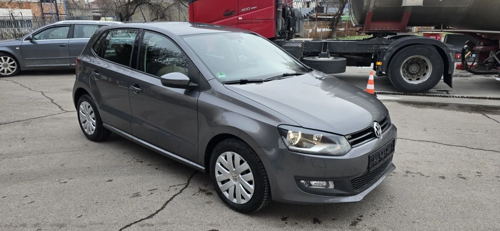 VW Polo БЕНЗИН-ПЕРФЕКТНА-КЛИМАТРОНИК - изображение 7