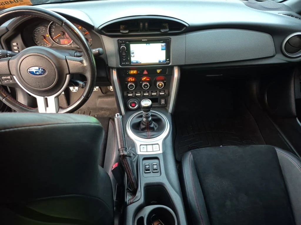 Subaru BRZ * SPORT TECH * CARFAX * ЦЕНА ДО БГ - изображение 10