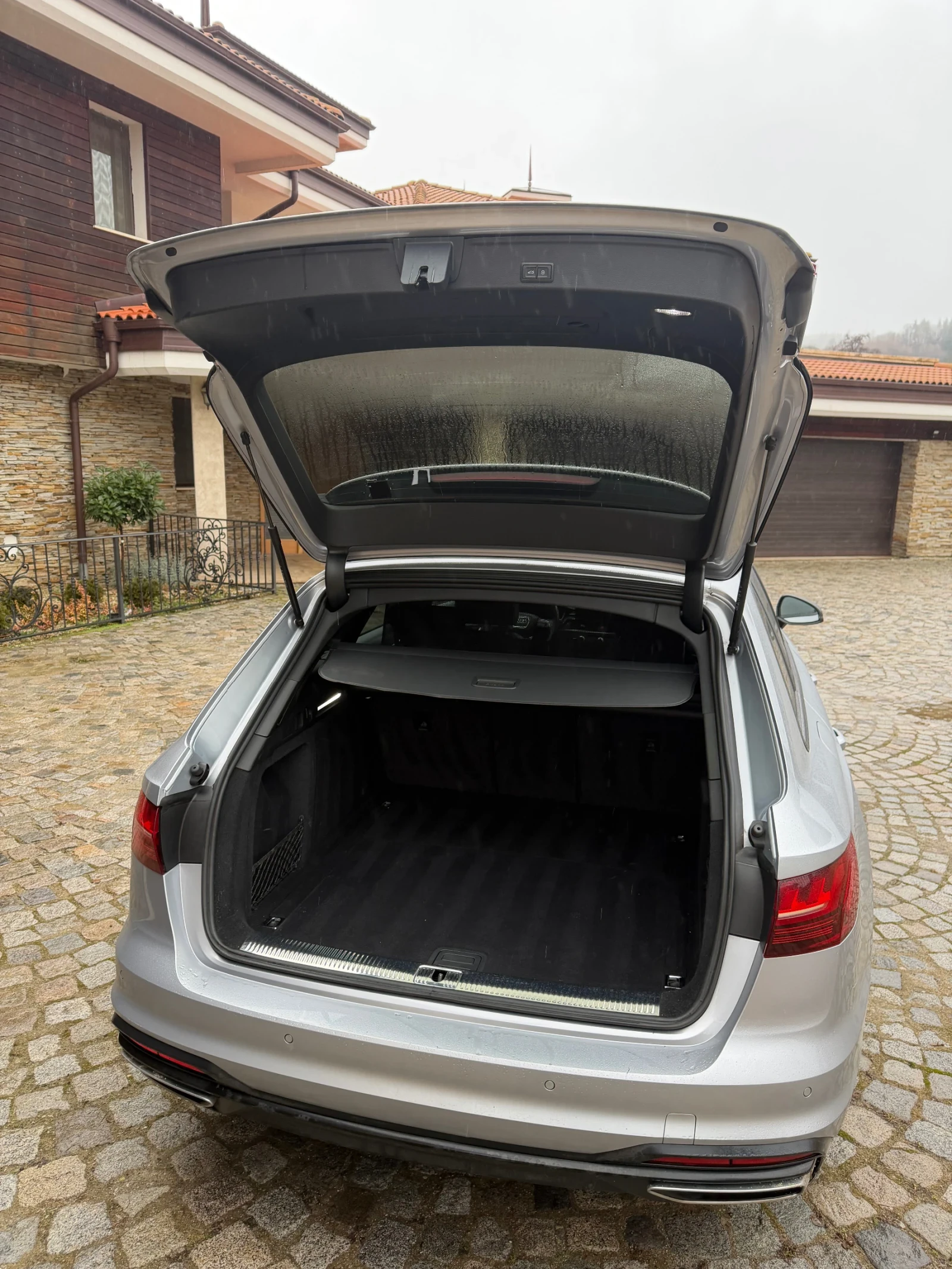 Audi A4  45 TFSI Quattro S-line HUD - изображение 4