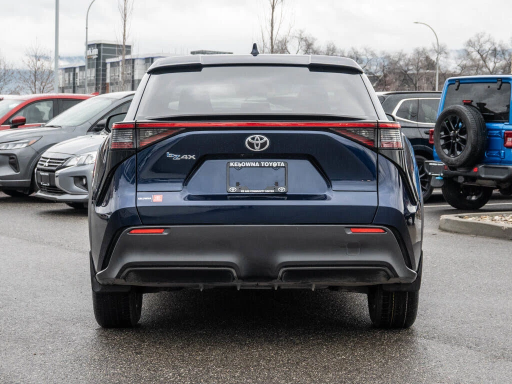 Toyota bZ4X LE* ПОДГРЕВ* LED - изображение 6