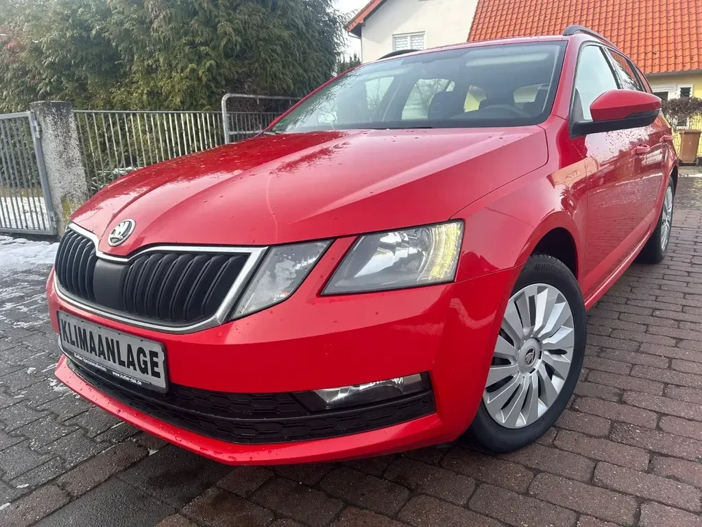 Skoda Octavia 1.6tdi 116 кс , ЕВРО 6 , Комби , Отлична  - изображение 2