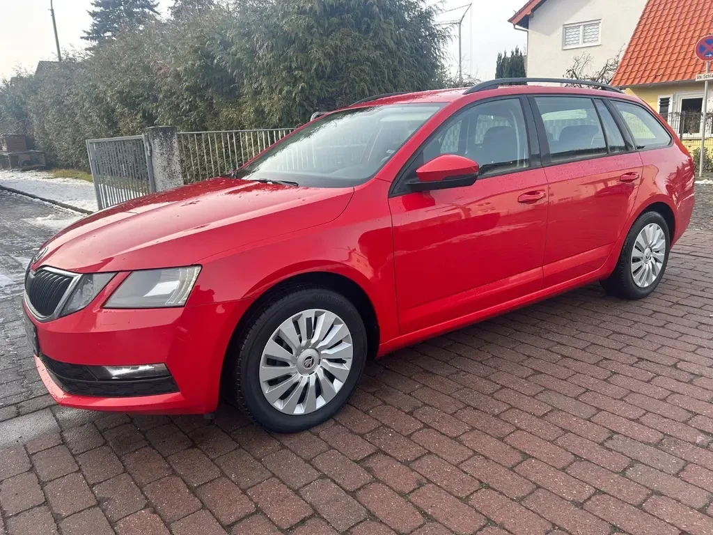 Skoda Octavia 1.6tdi 116 кс , ЕВРО 6 , Комби , Отлична  - изображение 4