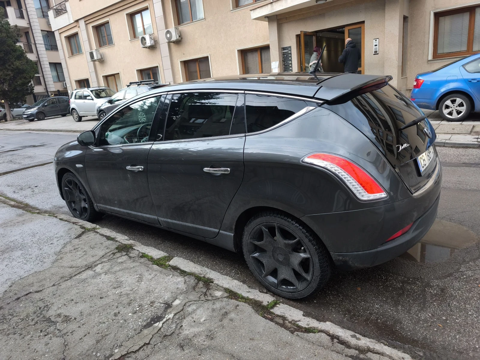 Lancia Delta 1.6 Multijet, снимка 5 - Автомобили и джипове - 53726907