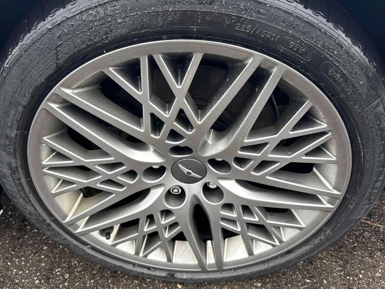 Genesis G70 2.0T AWD | SUNROOF | KEYLESS | 2 KEYS | CARFAX, снимка 7 - Автомобили и джипове - 53751597