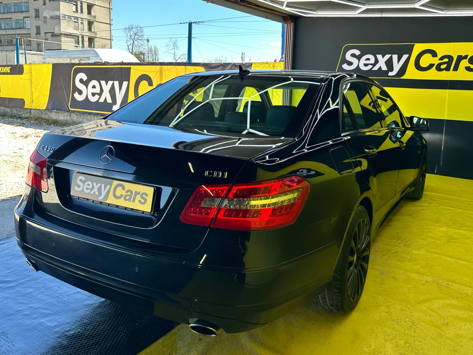 Mercedes-Benz E 350 CDI/Avantguarde, снимка 6 - Автомобили и джипове - 54136239