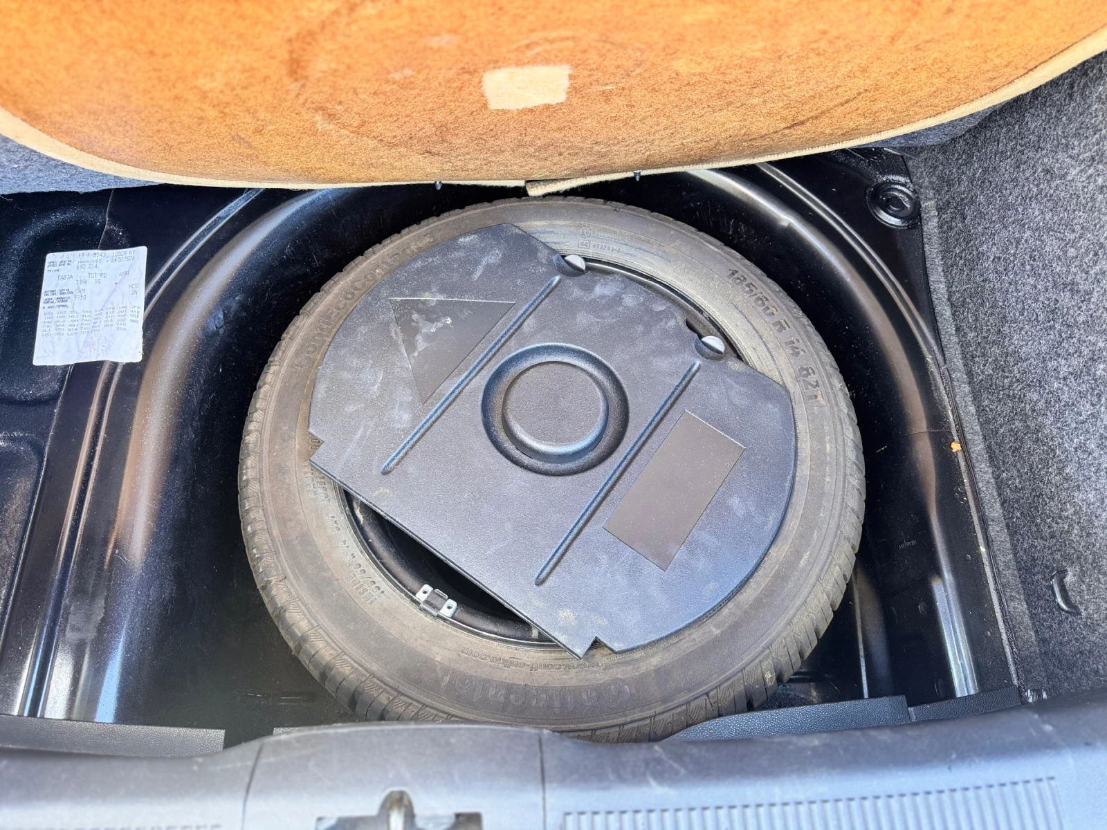 Skoda Fabia, снимка 15 - Автомобили и джипове - 54157491