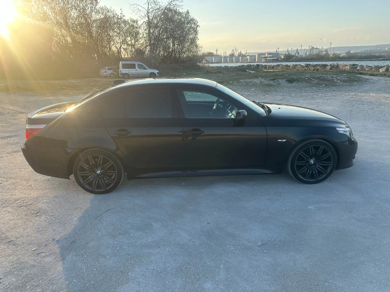 BMW 530, снимка 2 - Автомобили и джипове - 54314364