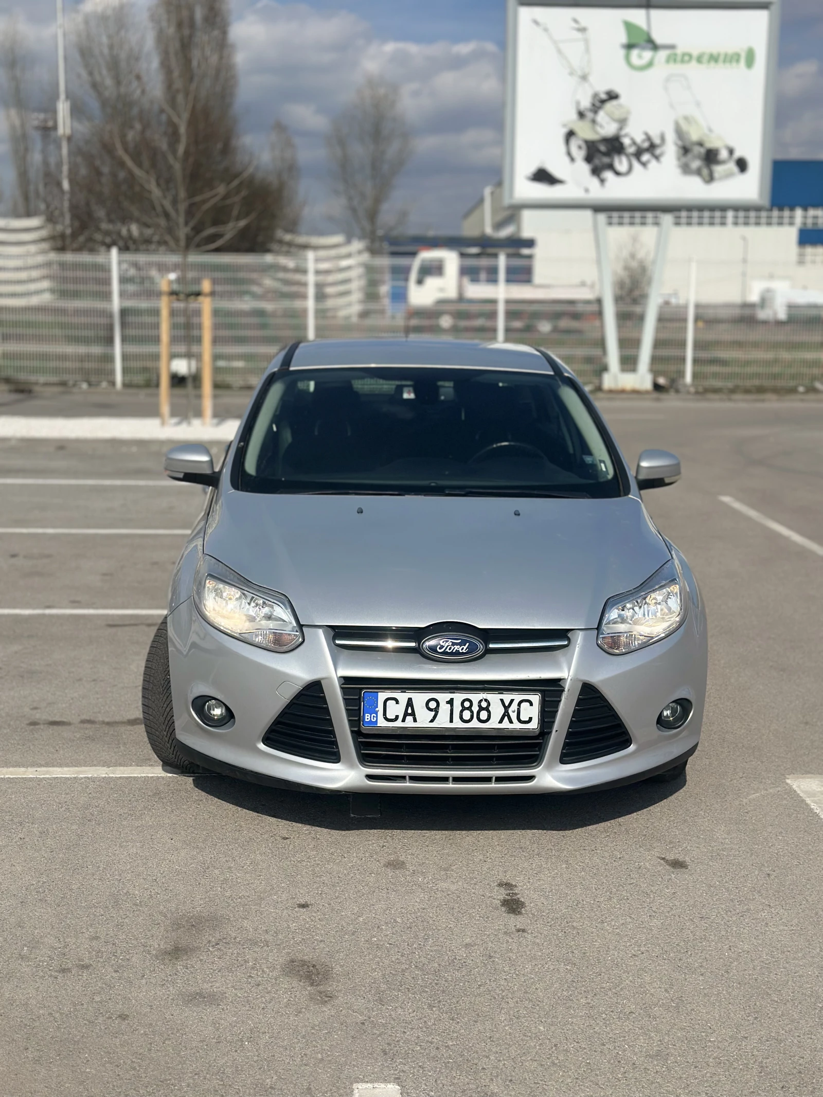 Ford Focus 115k km/ обслужен / камера, навигация, мултимедия, снимка 8 - Автомобили и джипове - 54446917