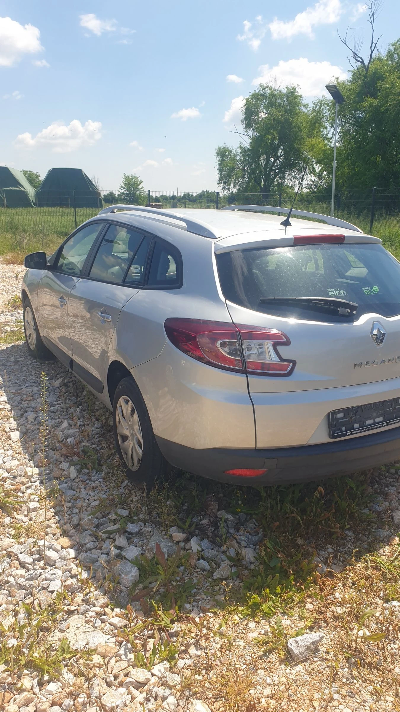 Renault Megane 1.5 DCi, снимка 4 - Автомобили и джипове - 54598907
