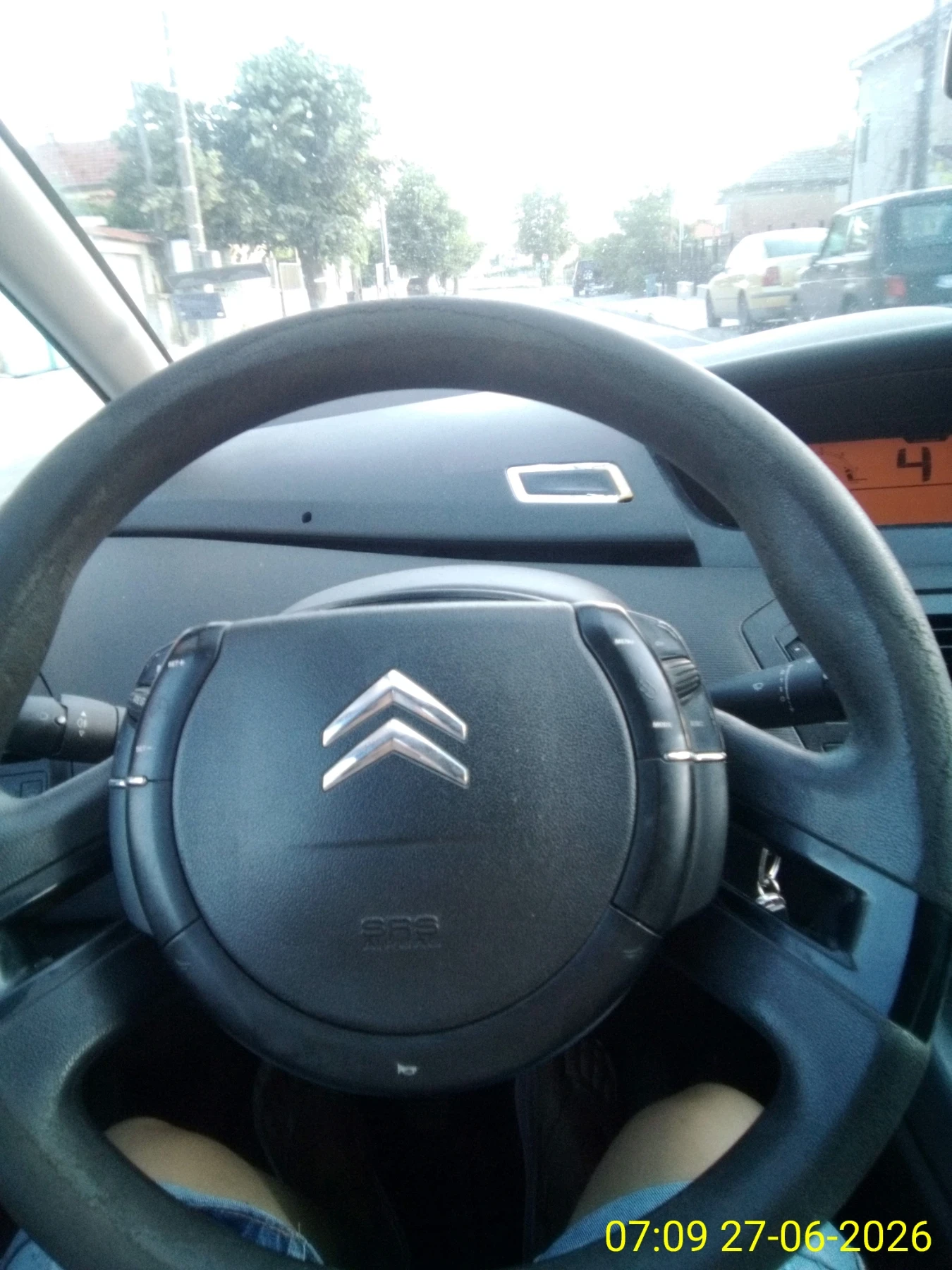 Citroen C4 Picasso 1800, снимка 14 - Автомобили и джипове - 55081489