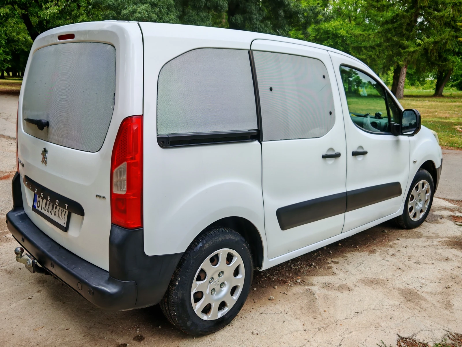 Peugeot Partner 1.6HDi 2+ 1 места, снимка 4 - Автомобили и джипове - 55318708