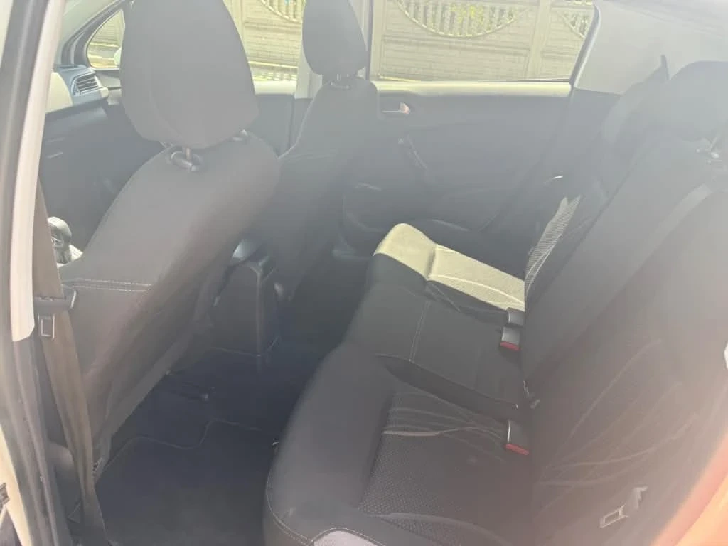 Peugeot 208, снимка 10 - Автомобили и джипове - 55533182