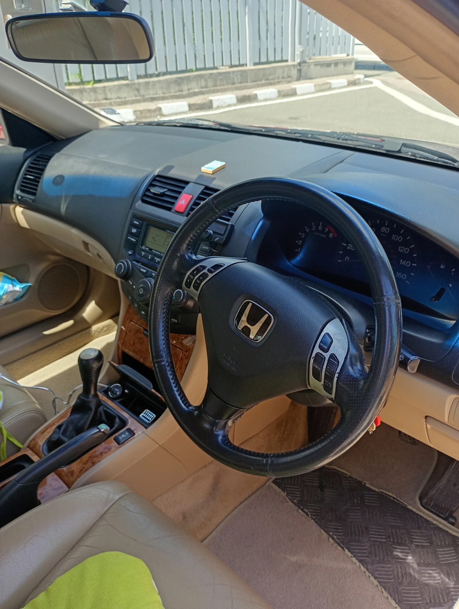 Honda Accord 2000i, снимка 8 - Автомобили и джипове - 55677470