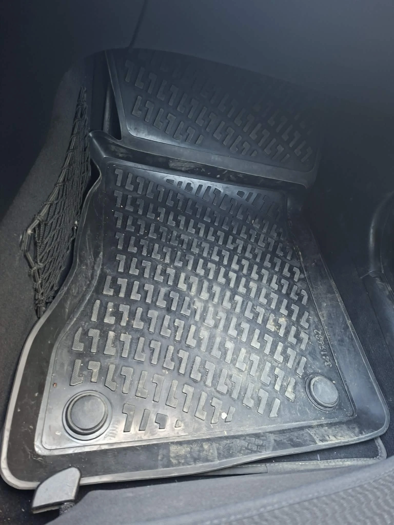 Mercedes-Benz E 200, снимка 8 - Автомобили и джипове - 55733081
