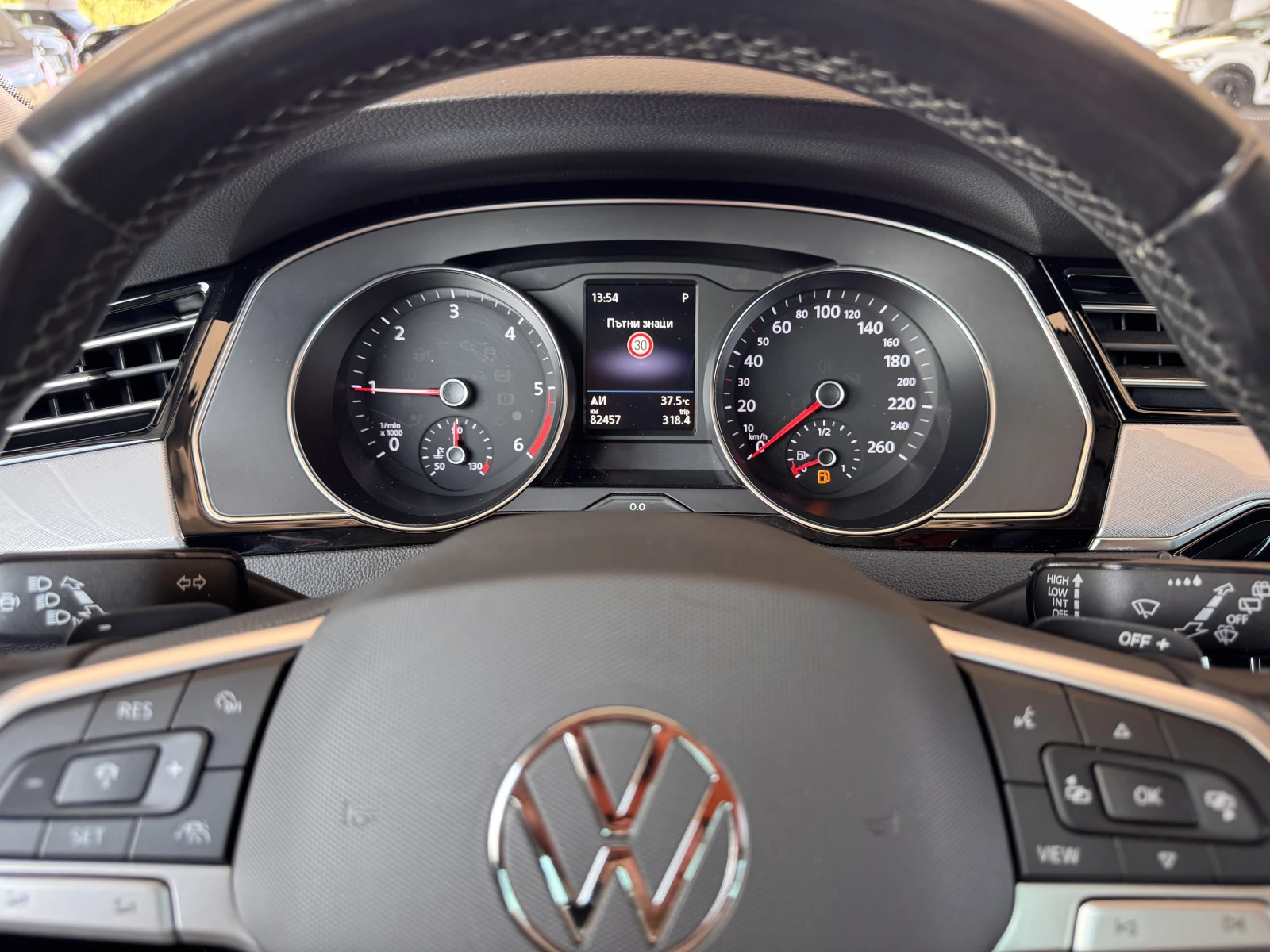 VW Passat BUSINESS/2.0TDI/150k.c./7AT/N1, снимка 9 - Автомобили и джипове - 55803704