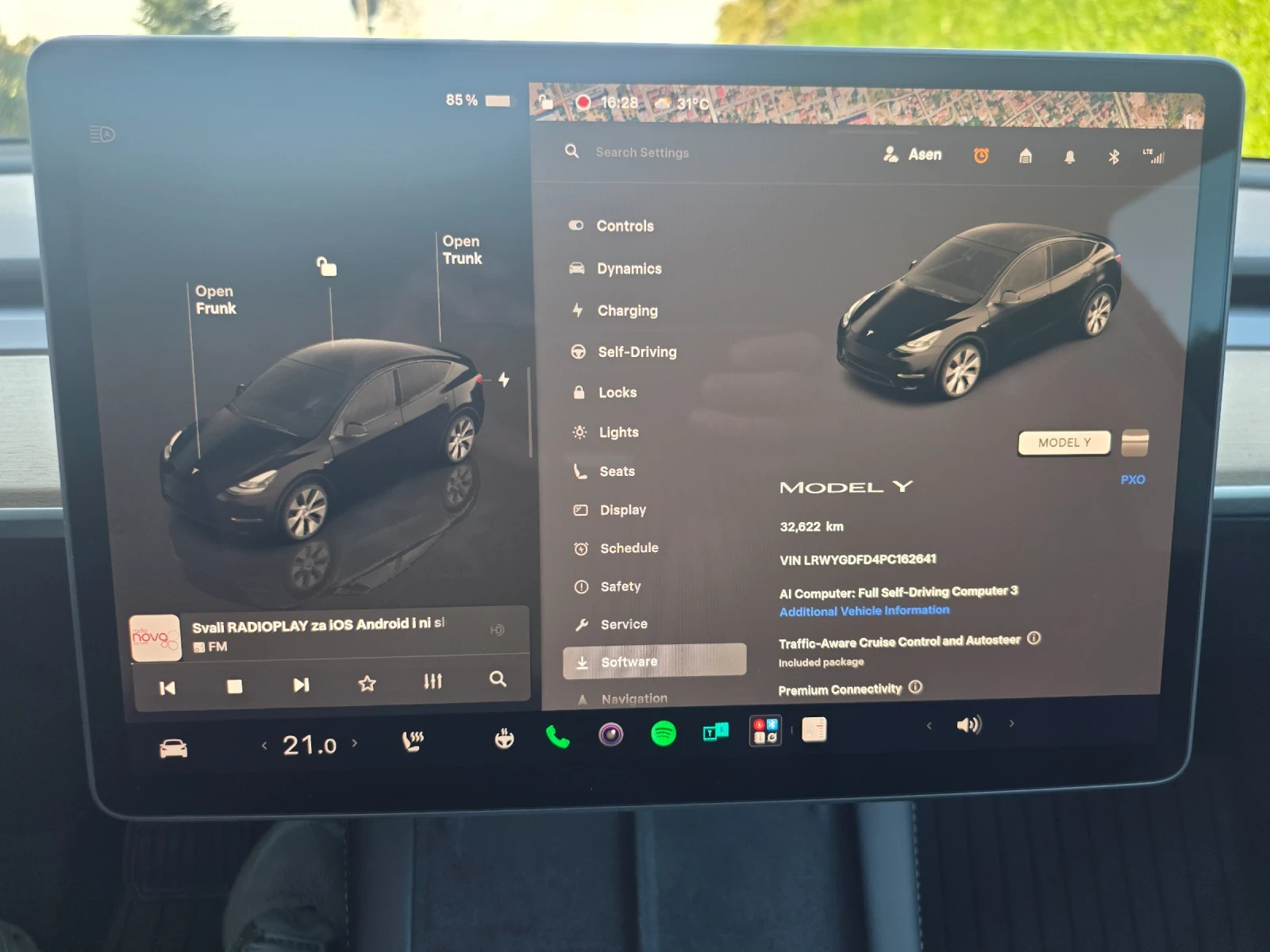 Tesla Model Y LFP* 32500km* РЕГИСТРИРАНА* , снимка 11 - Автомобили и джипове - 56130917