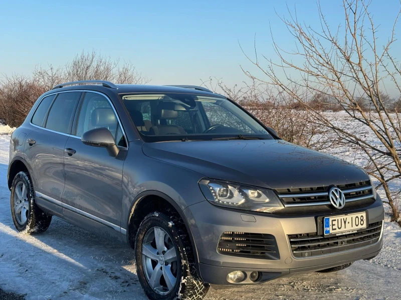 VW Touareg 4.2TDI, снимка 1 - Автомобили и джипове - 49261159