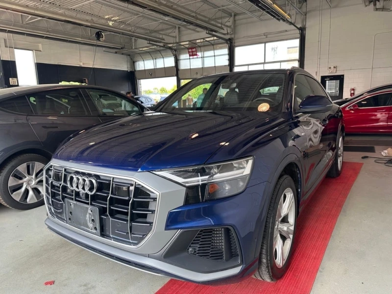 Audi Q8 * Progressiv S Line Accident Free * CARFAX * ЦЕНА , снимка 3 - Автомобили и джипове - 52879766