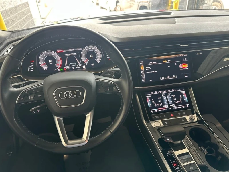 Audi Q8 * Progressiv S Line Accident Free * CARFAX * ЦЕНА , снимка 11 - Автомобили и джипове - 52879766