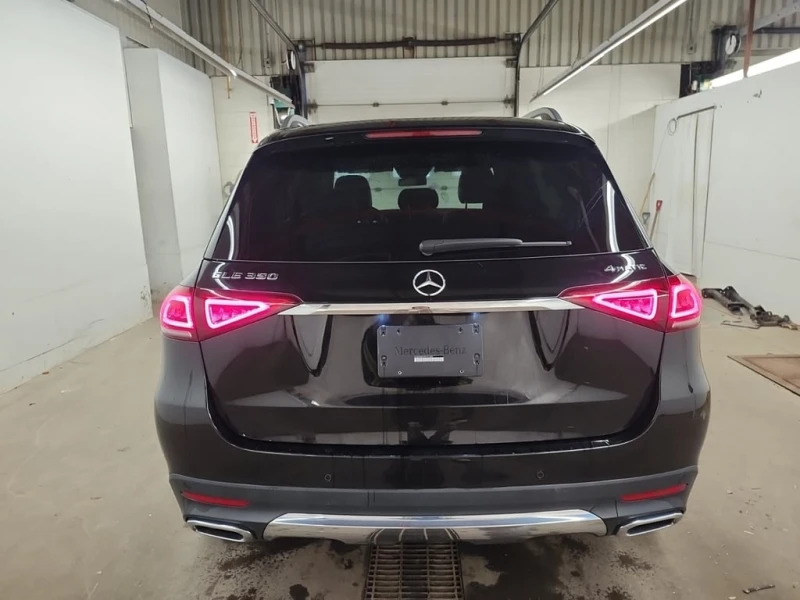 Mercedes-Benz GLE * 350 * CARFAX * ЦЕНА ДО БГ, снимка 5 - Автомобили и джипове - 53018627