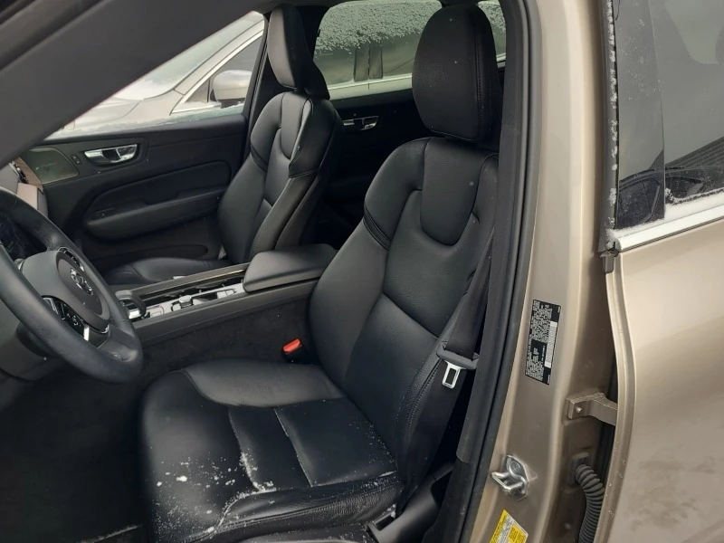 Volvo XC60 PLUS BRIGHT THEME* * CARFAX * * АВТО КРЕДИТ * *  - изображение 7