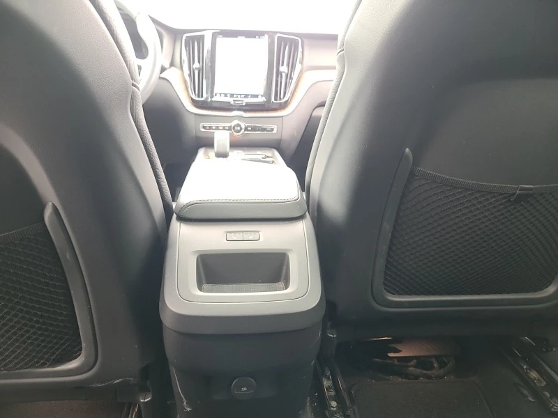 Volvo XC60 PLUS BRIGHT THEME* * CARFAX * * АВТО КРЕДИТ * * , снимка 14 - Автомобили и джипове - 53355338