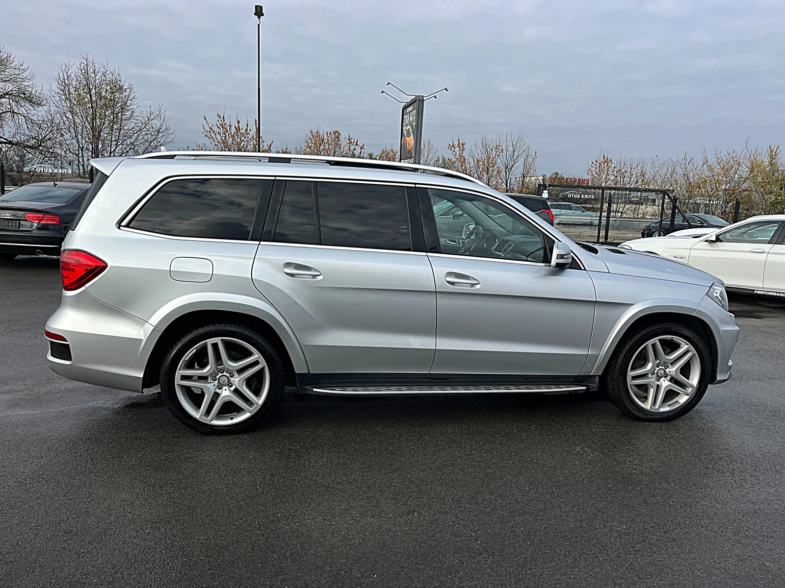 Mercedes-Benz GL 350 AMG OPTIK-PANORAMA-NAVI-LED-BIXENON-ПОДГРЯВАНЕ-FUL - изображение 6