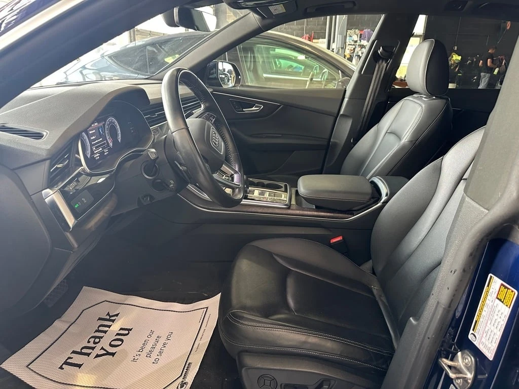 Audi Q8 * Progressiv S Line Accident Free * CARFAX * ЦЕНА  - изображение 9