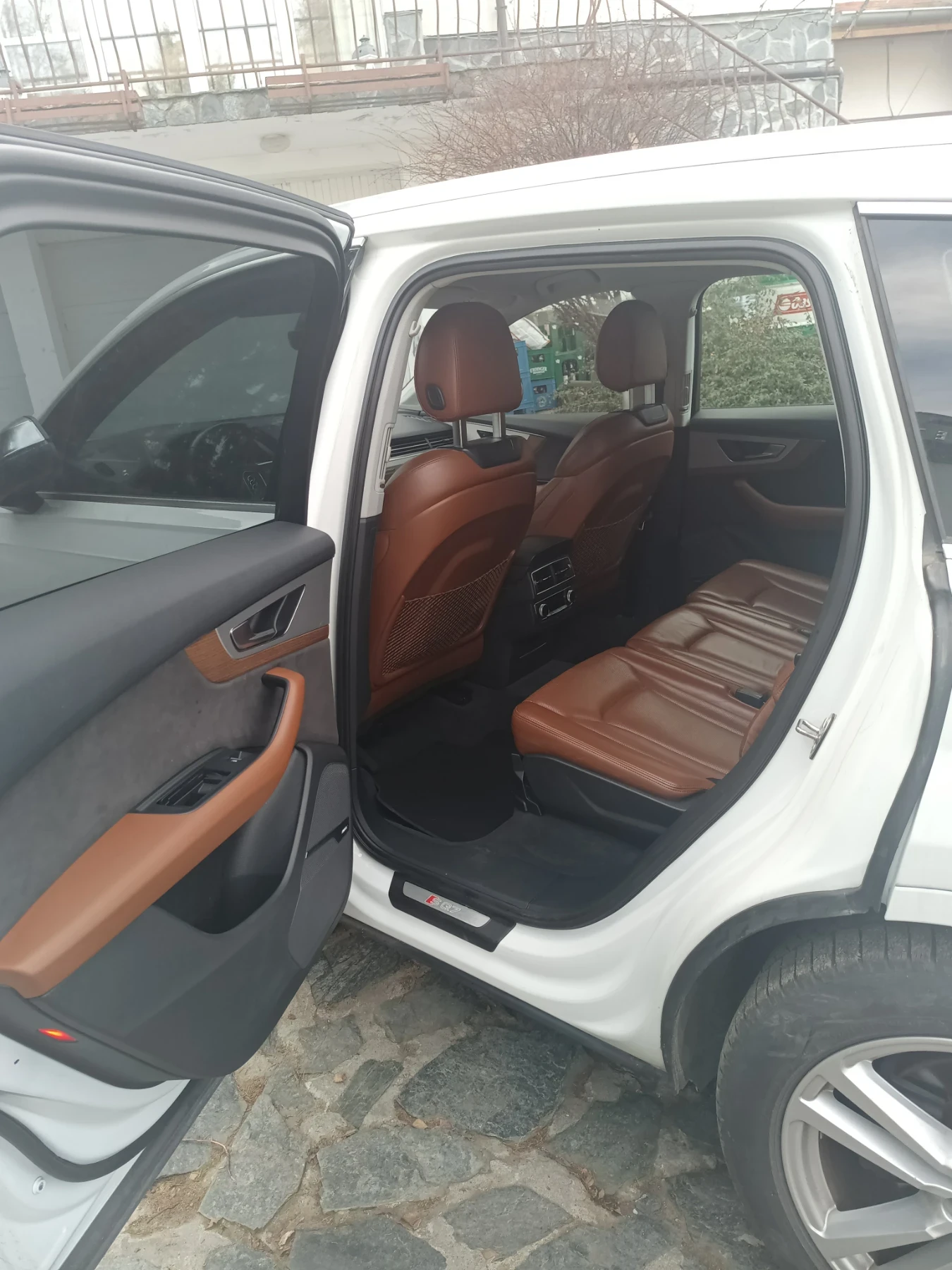 Audi SQ7  - изображение 3