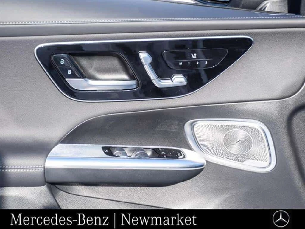 Mercedes-Benz GLC * 4MATIC Coupe 2 Free Service Night 360 Cam * CARF, снимка 11 - Автомобили и джипове - 53725111