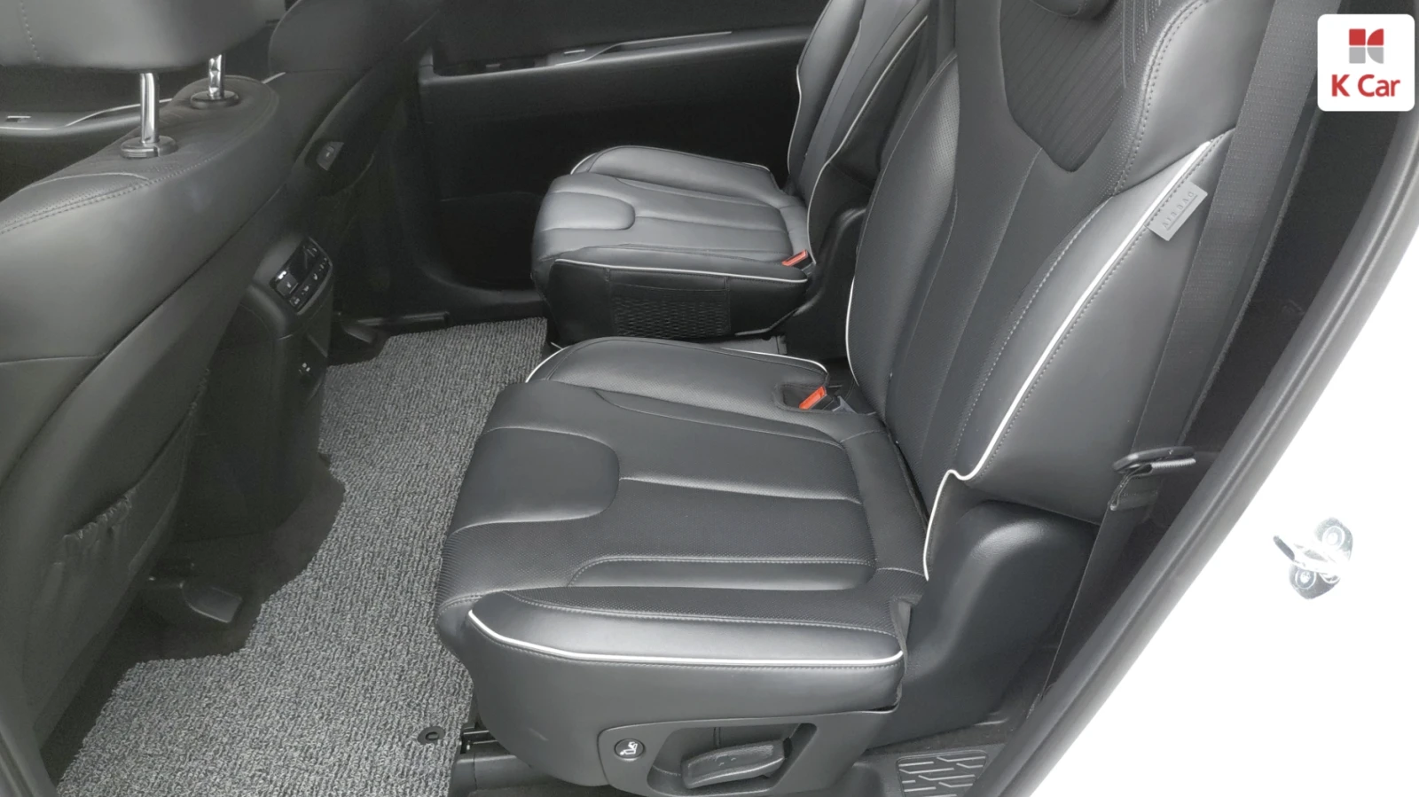 Hyundai Palisade CALLIGRAPHY / DISTRONIC / ОБДУХВАНЕ / 360 / ПАНО, снимка 13 - Автомобили и джипове - 53930229