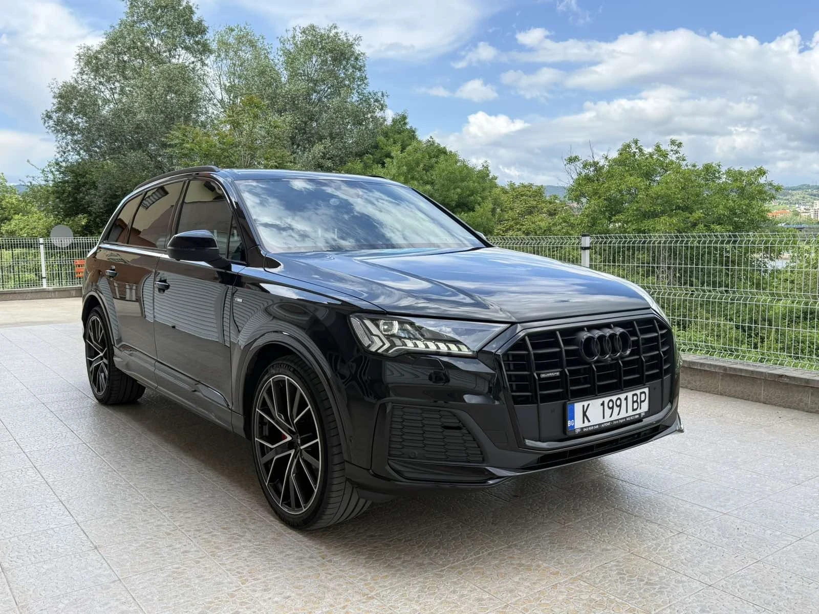 Audi Q7 5.0, снимка 2 - Автомобили и джипове - 54712145