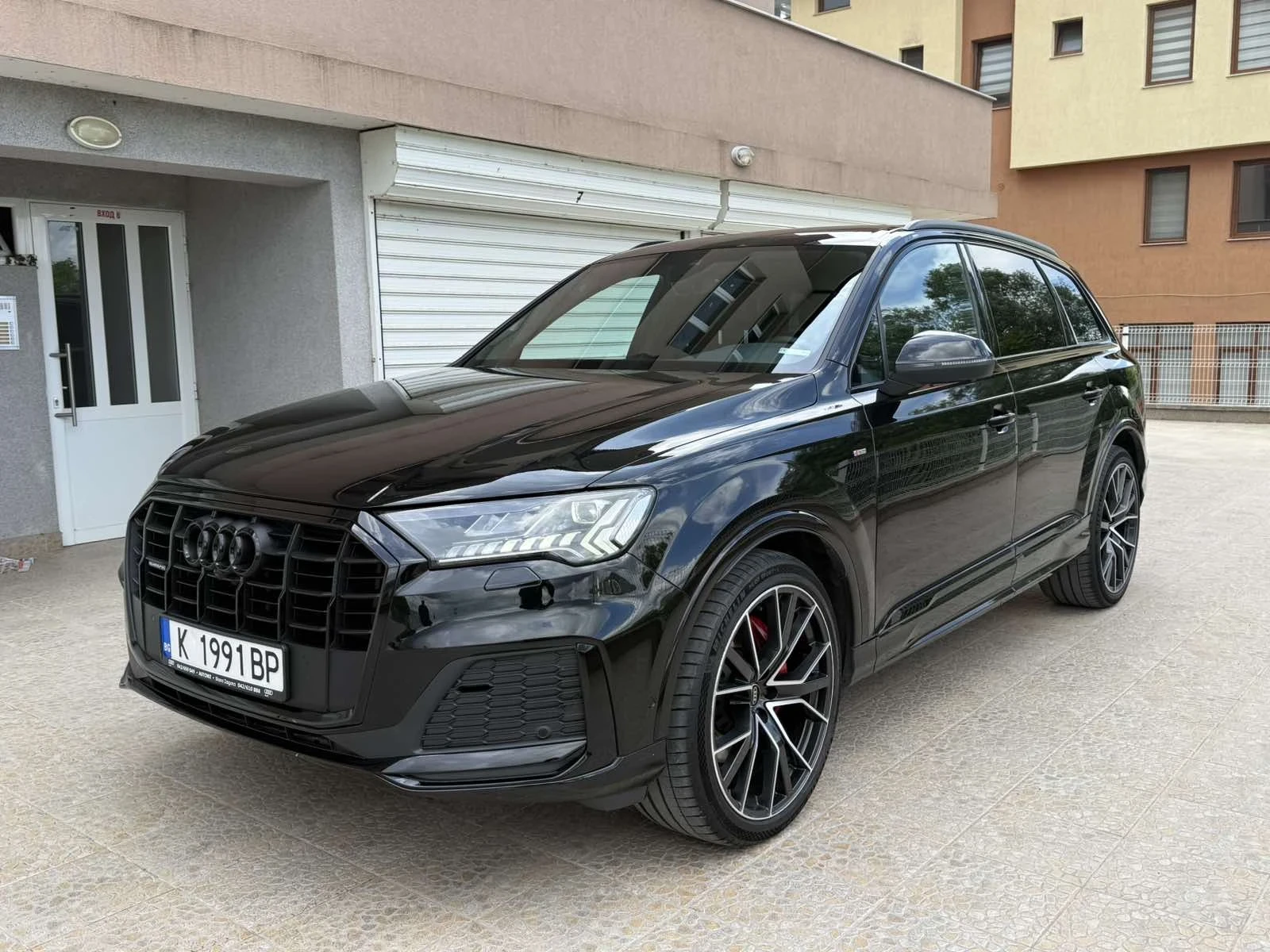 Audi Q7 5.0