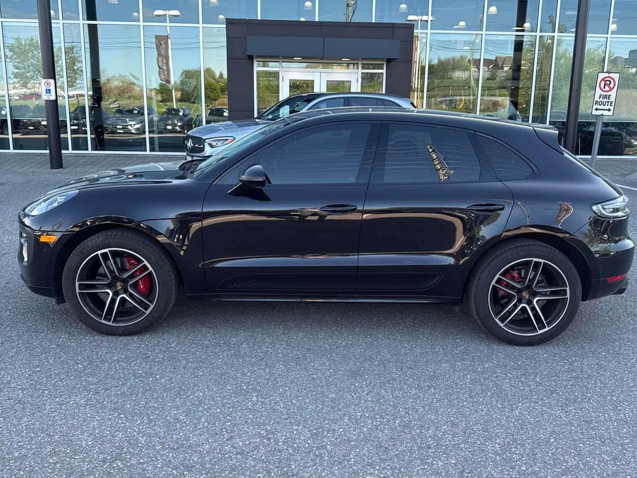 Porsche Macan * GTS * CARFAX * ЦЕНА ДО БГ, снимка 2 - Автомобили и джипове - 54719999