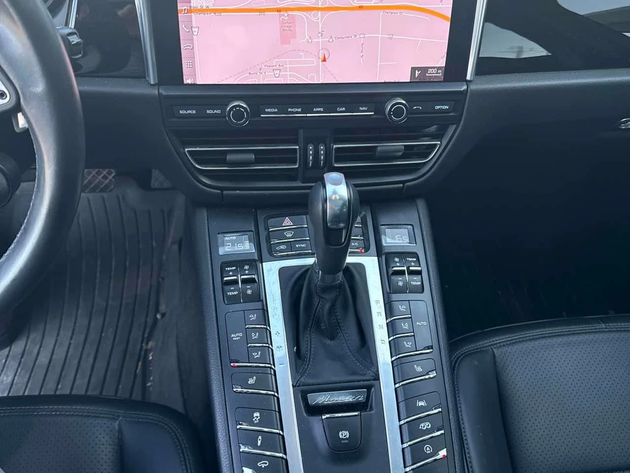 Porsche Macan * GTS * CARFAX * ЦЕНА ДО БГ, снимка 9 - Автомобили и джипове - 54719999