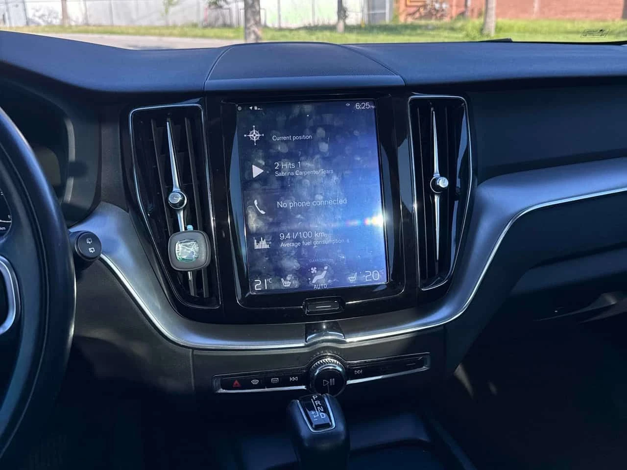 Volvo XC60 Momentum  CARFAX, снимка 9 - Автомобили и джипове - 54726004